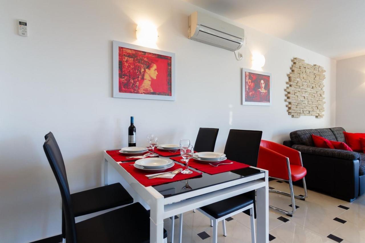 Apartments Adria Малинска Екстериор снимка