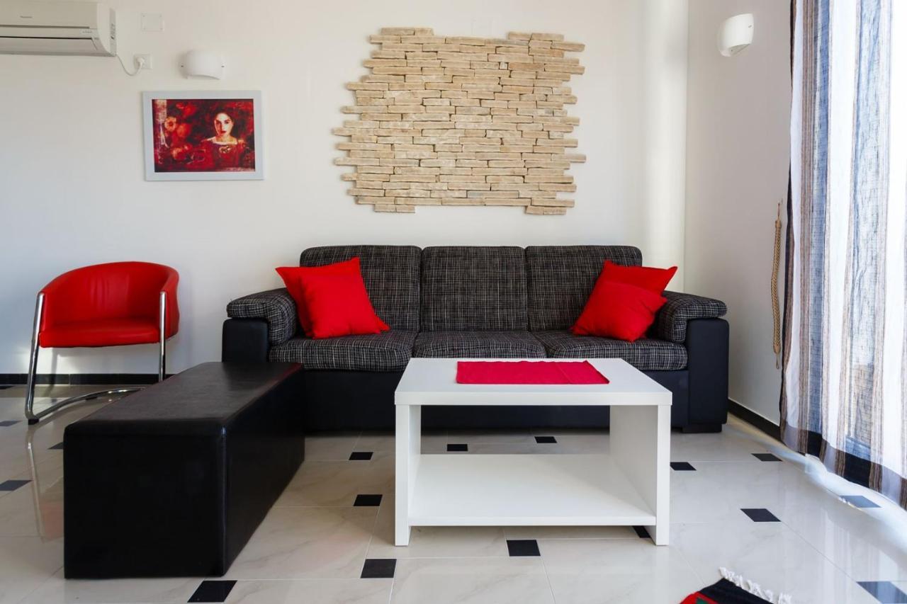 Apartments Adria Малинска Екстериор снимка